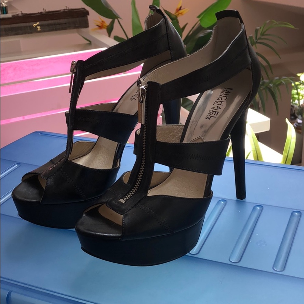 Michael Kors black platform sandal size 10
